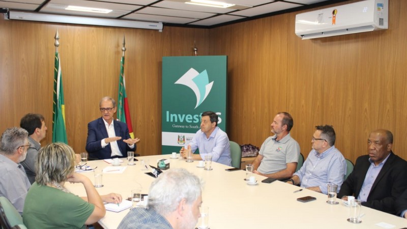 Sedec coordenou reunião que discutiu o fortalecimento das micro e pequenas empresas