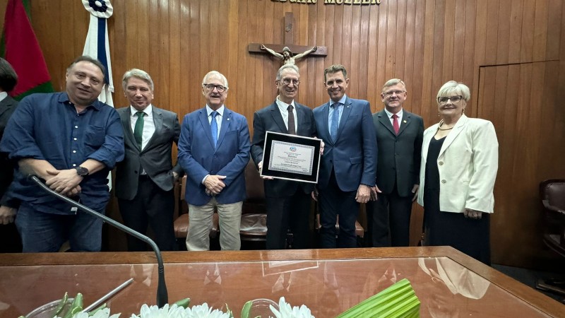 Paulo Sérgio Pinto foi homenageado na Câmara de Vereadores de Cachoeira do Sul