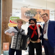 Ação da Ganha-Ganha Farroupilha no Canoas Shopping